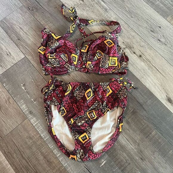 Bali Other - Vintage Swim Bali Two Piece
Bikini Pink & Yellow Halter Top
High Waisted Bottoms